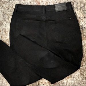 Black 🍀 Lucky Brand Jeans barely worn